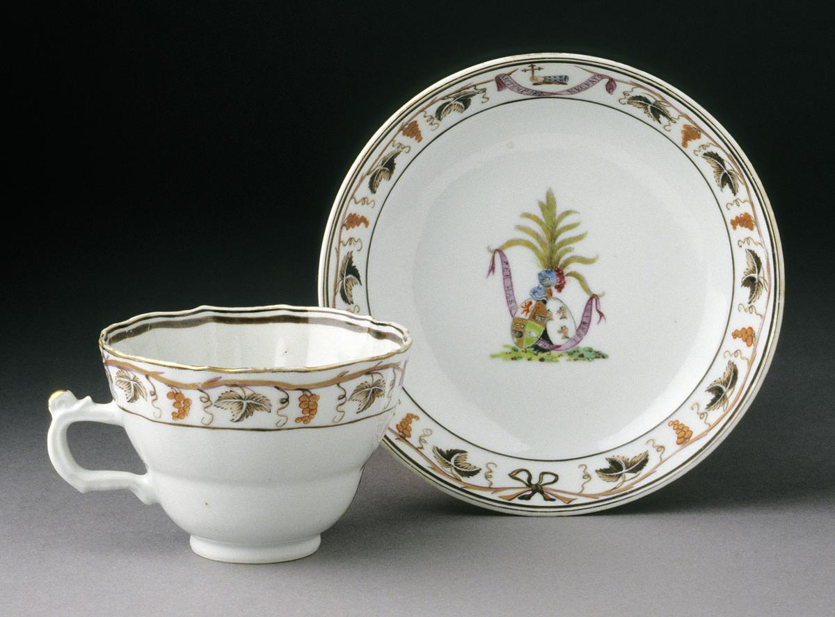 2001.0029.022 A, B Teacup and Saucer