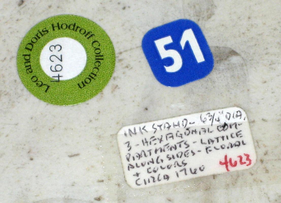 2001.0029.029 Inkstand underside detail2