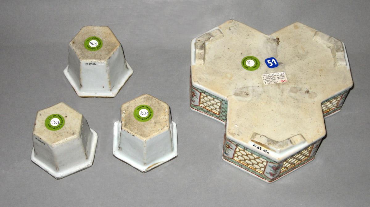 2001.0029.029 Inkstand underside overall