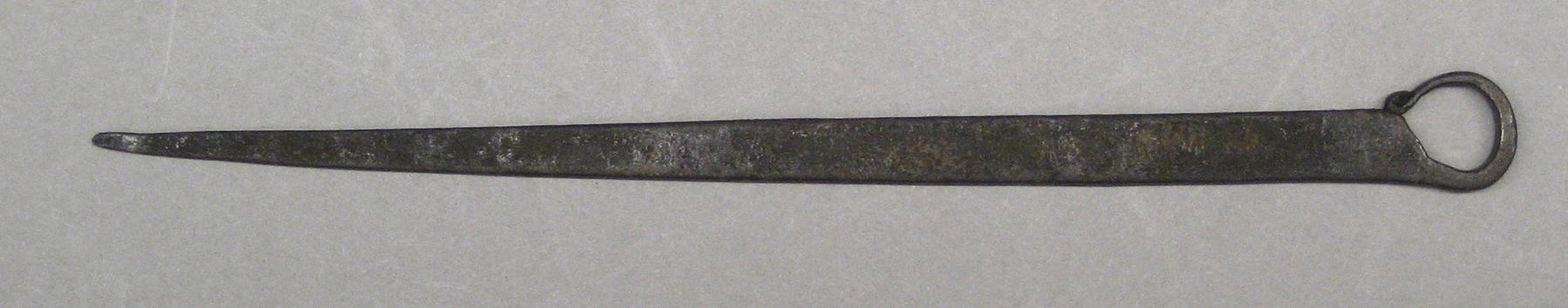 2001.0033.008.006 Skewer