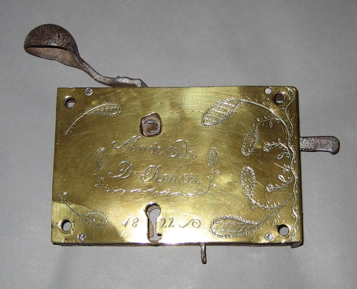 2001.0033.025 Door lock