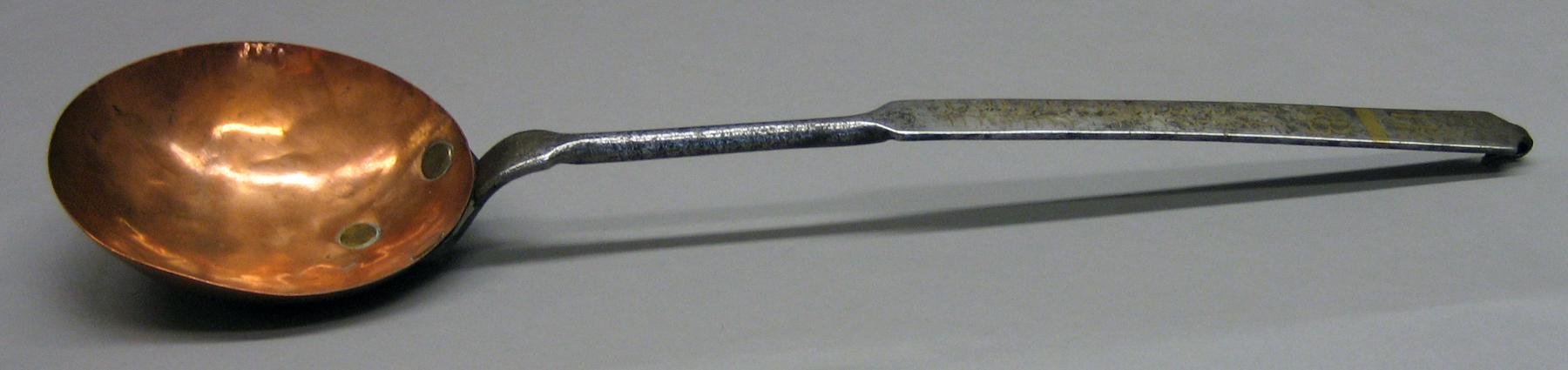 2001.0033.042 Ladle
