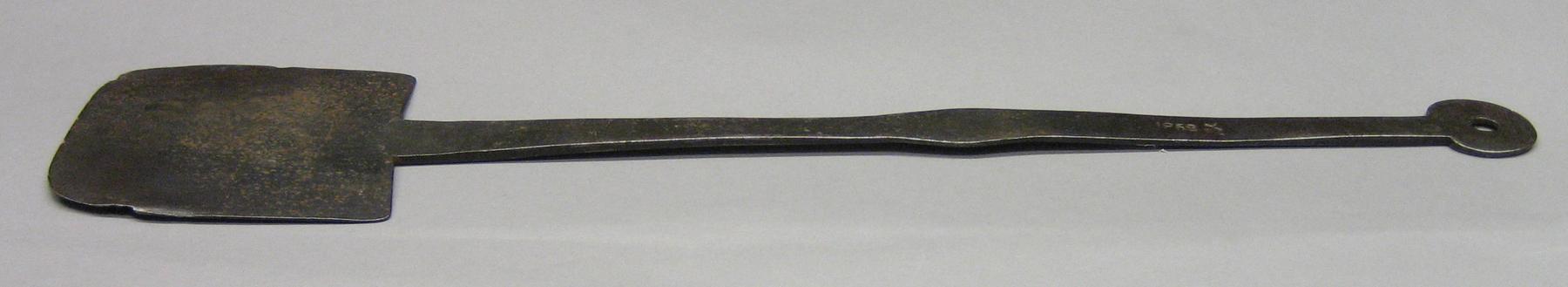 2001.0033.047 Spatula