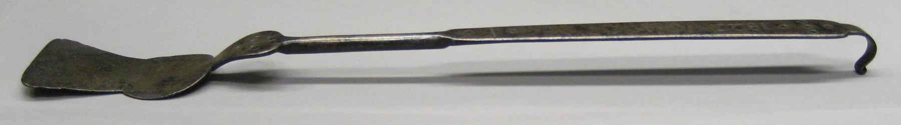2001.0033.050 Spatula