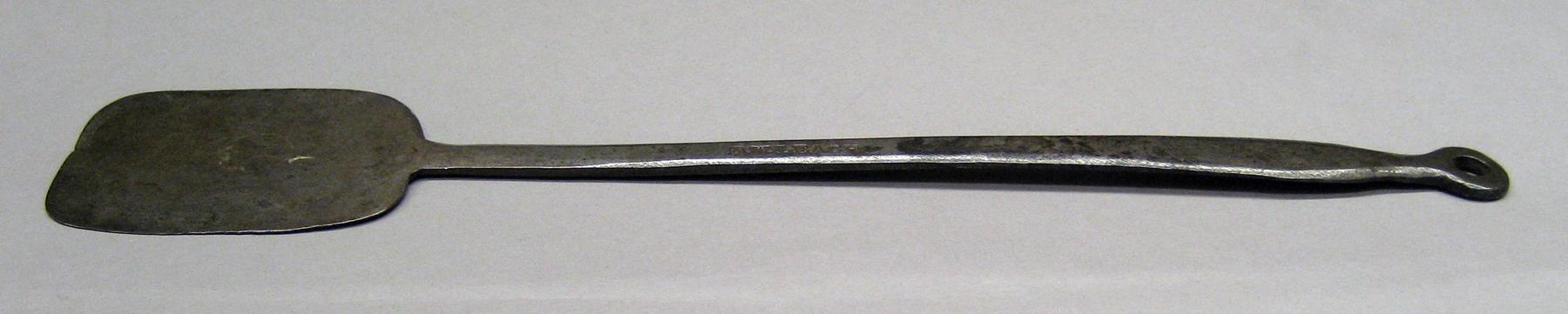 2001.0033.051 Spatula