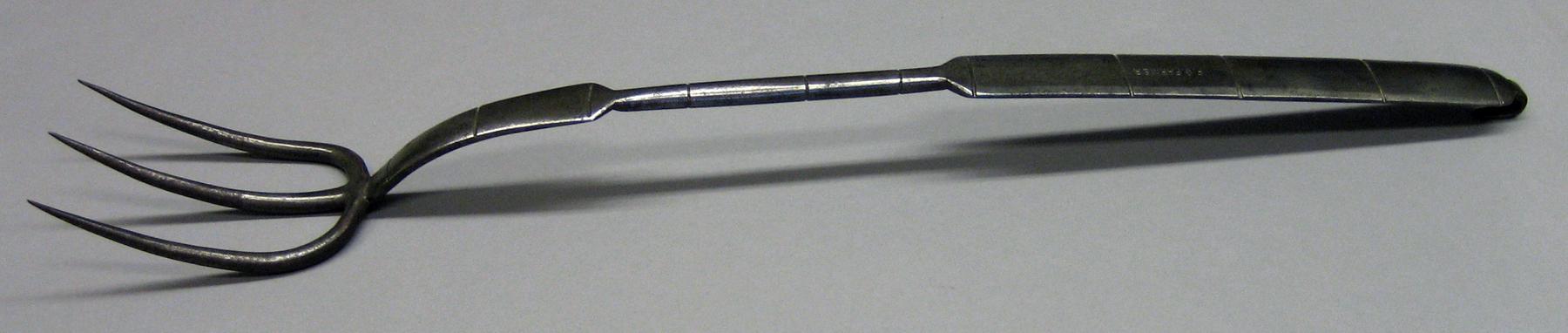 2001.0033.055 Fork