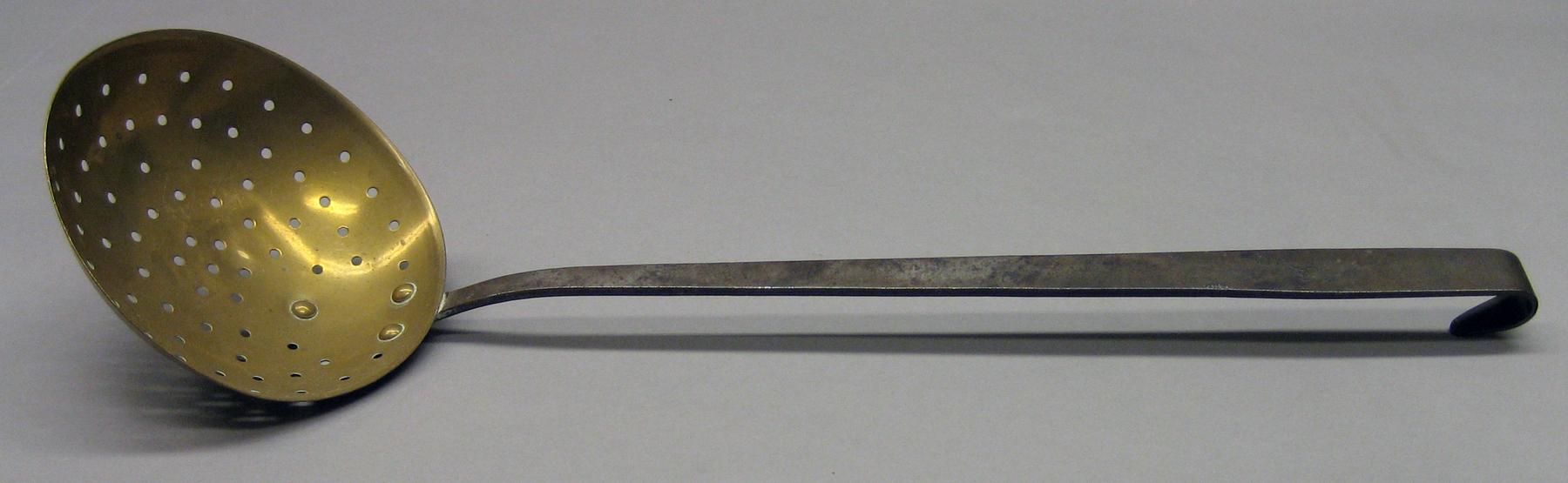 2001.0033.064 Skimmer