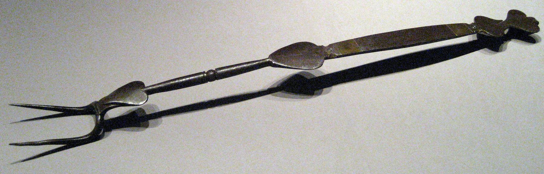 2001.0033.068 Fork