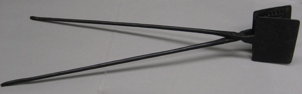 2001.003.085 Wafer Iron (detail)
