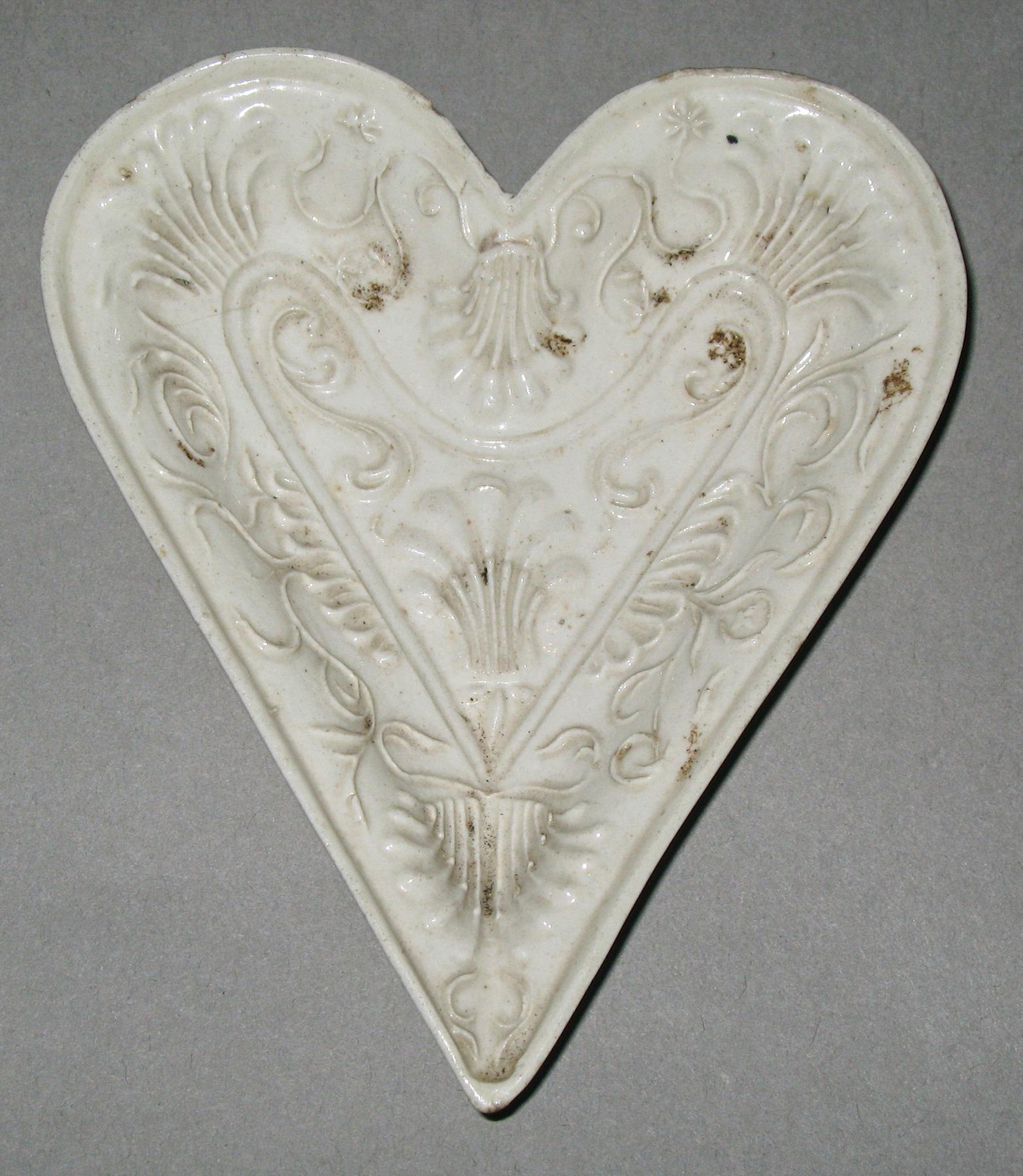 1958.0891 Sweetmeat dish