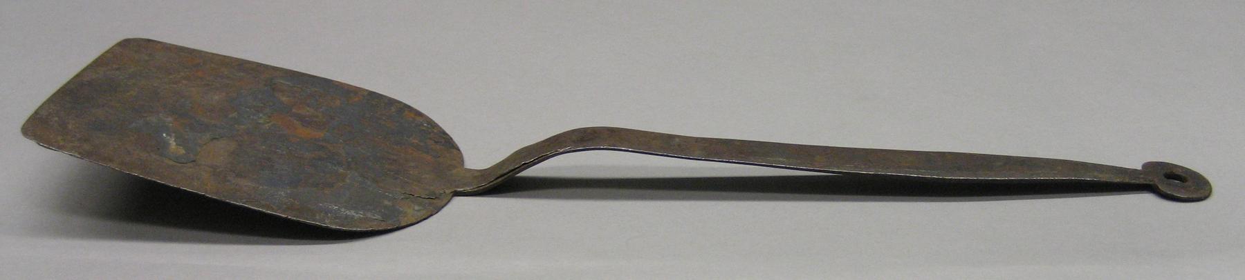 2001.0033.089 Spatula