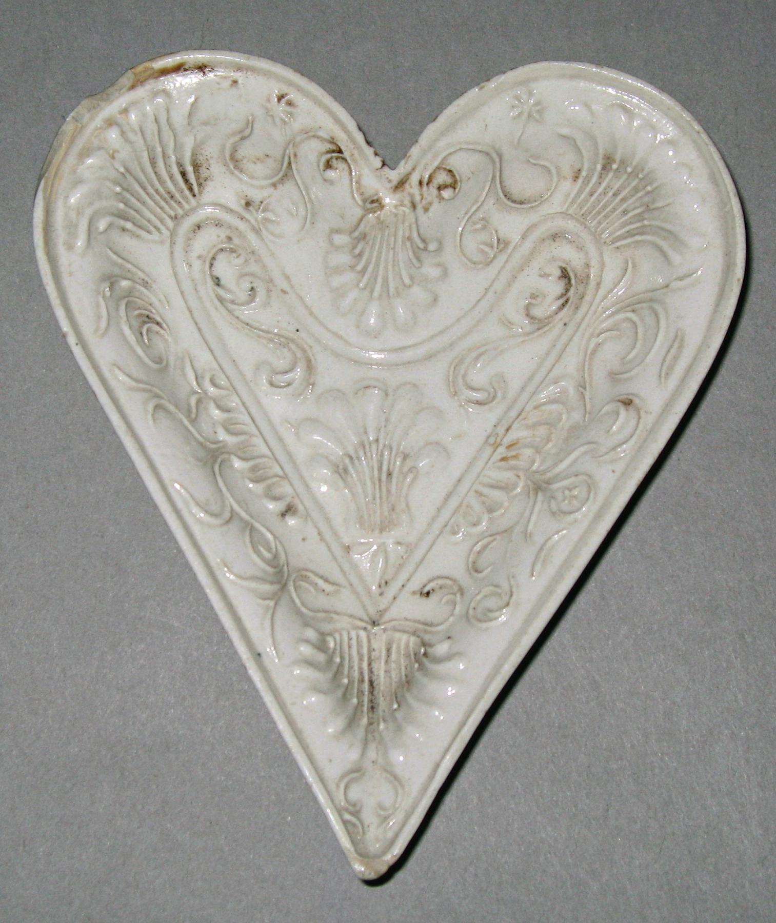 1958.0892 Sweetmeat dish