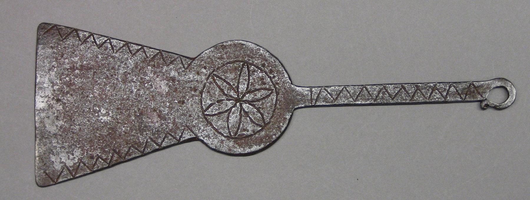2001.0033.099 Spatula (detail)