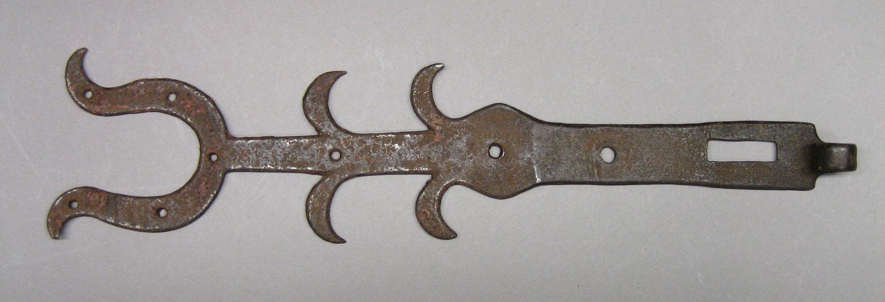 2001.0033.168 Hasp