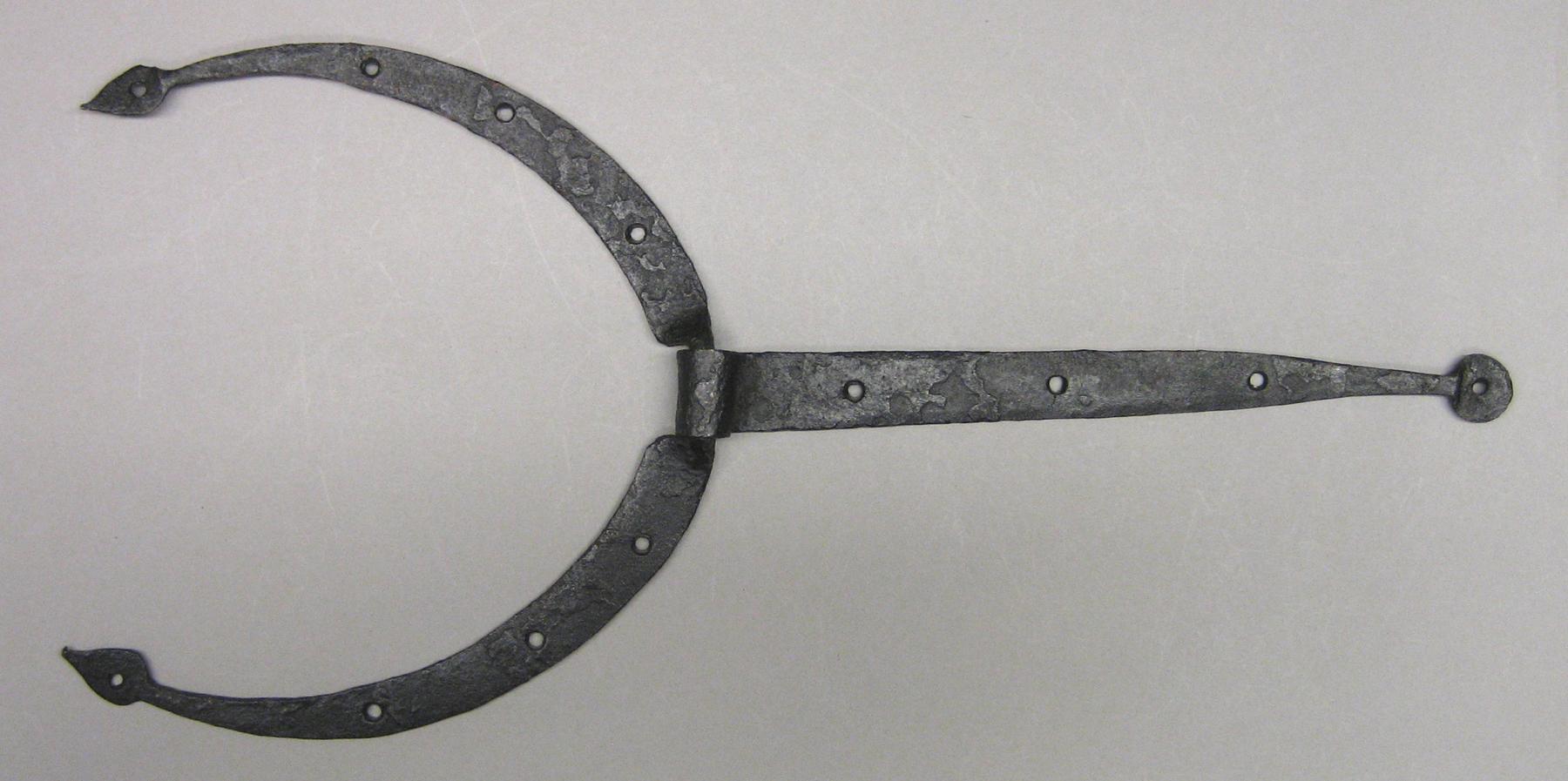 2001.0033.173.002 Hinge