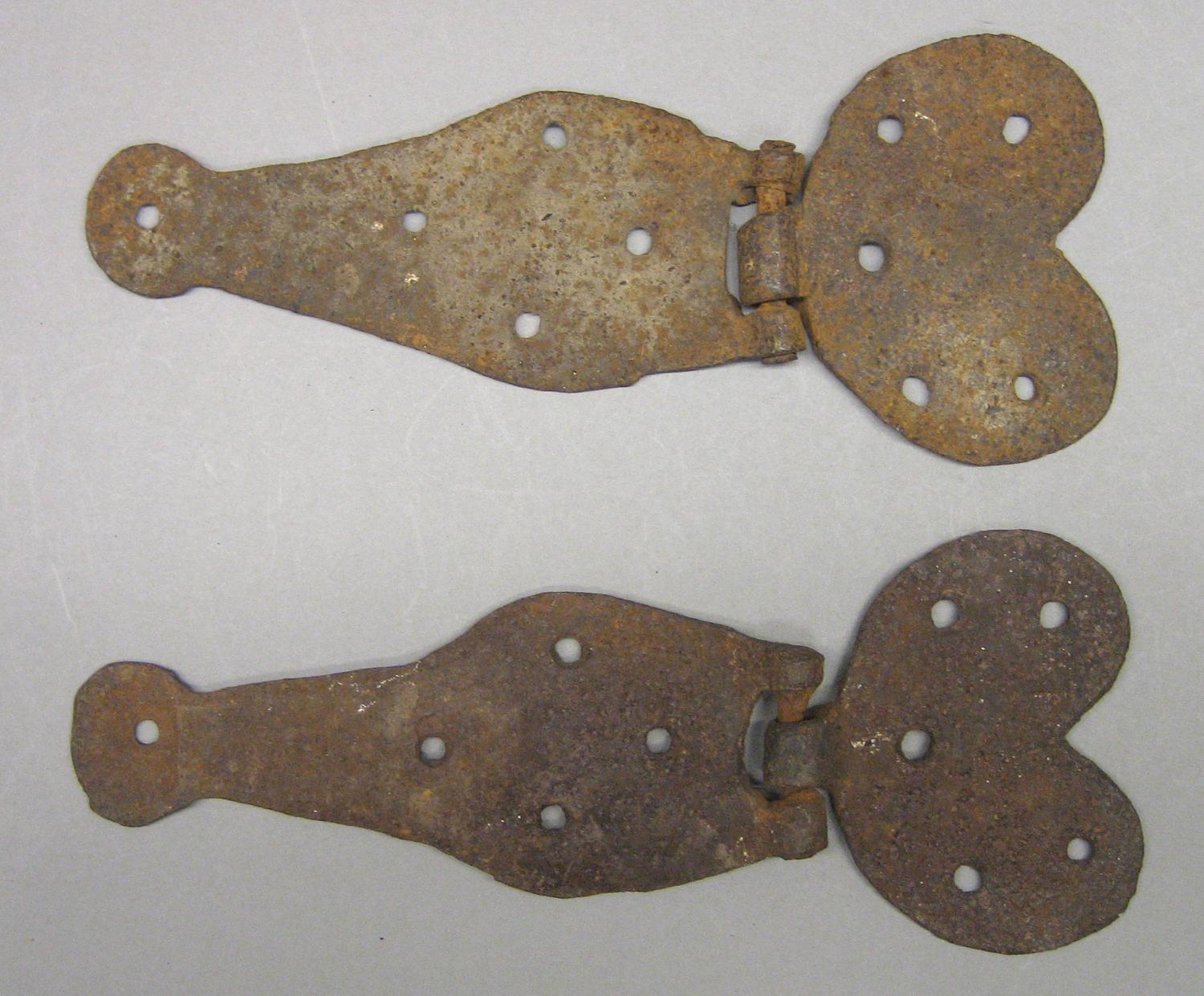 2001.0033.189 Hinge