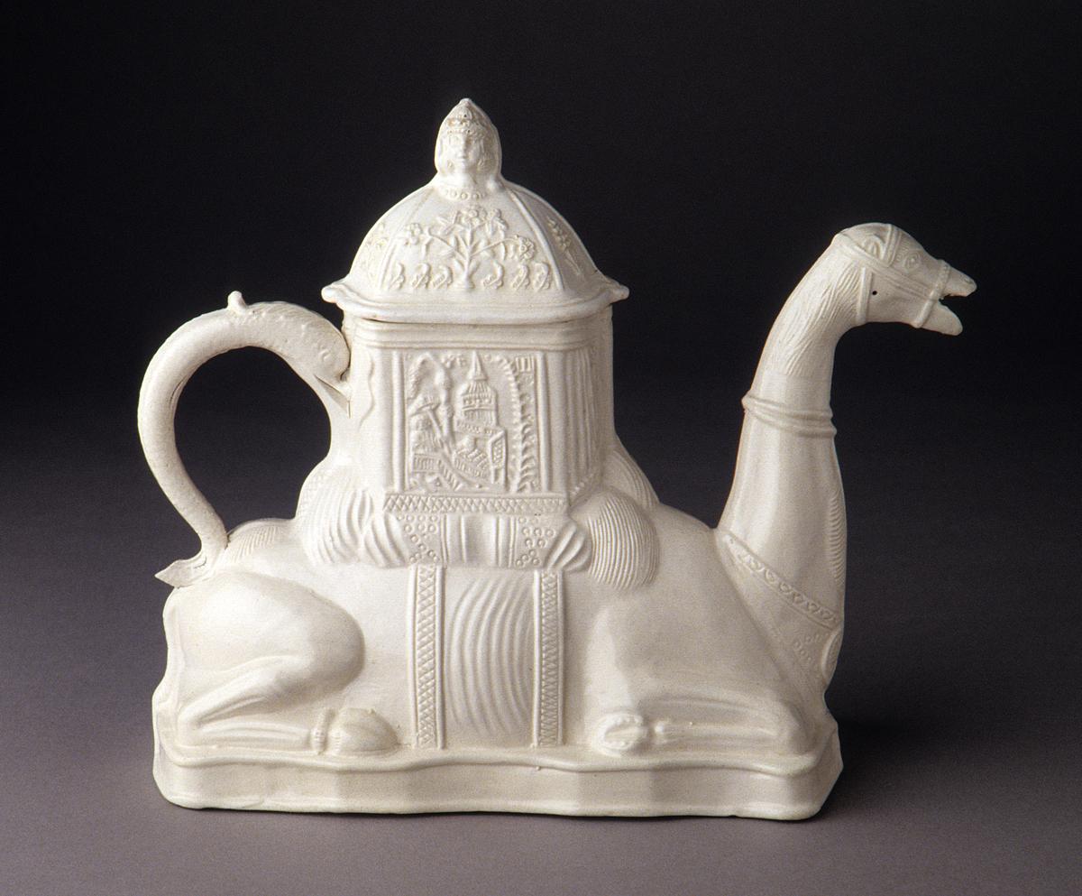1958.0903 A,B Teapot, Side 2