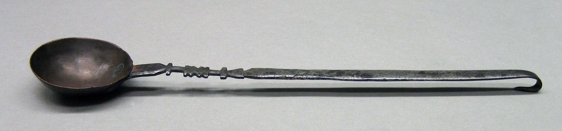 2001.0033.194 Spoon