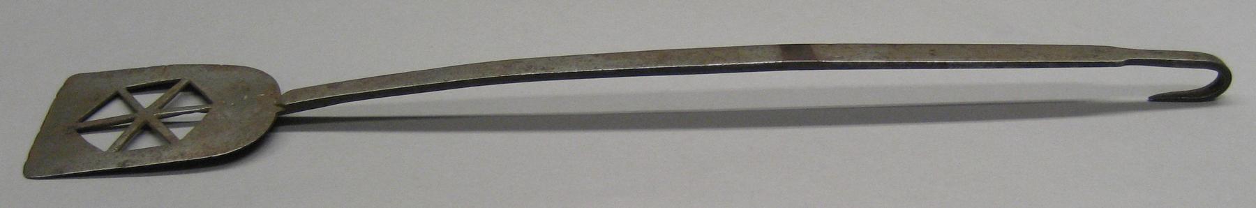 2001.0033.205 Spatula