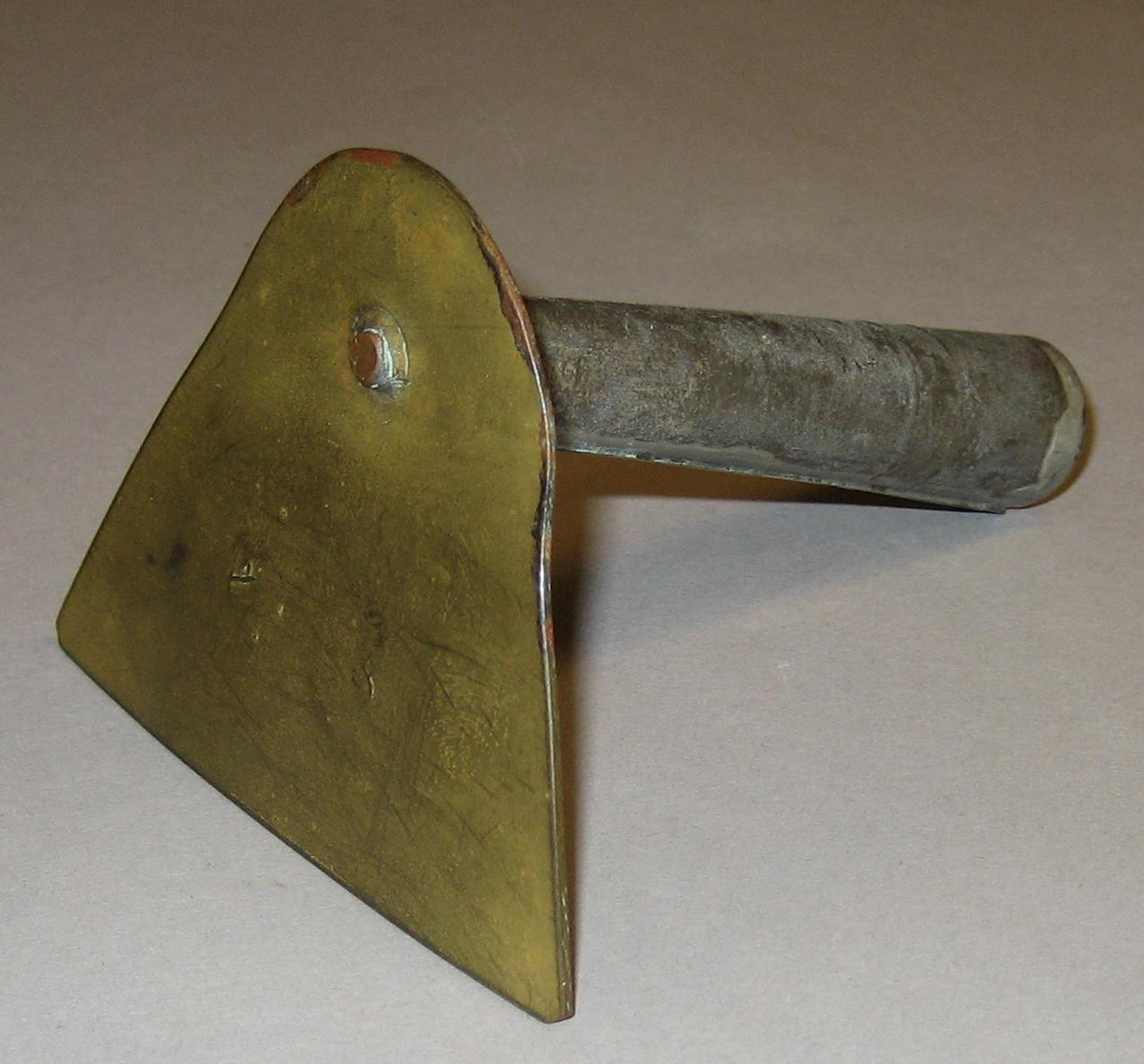 2001.0033.229 Dough scraper