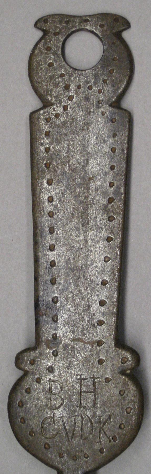 2001.0033.244 Ladle (detail)