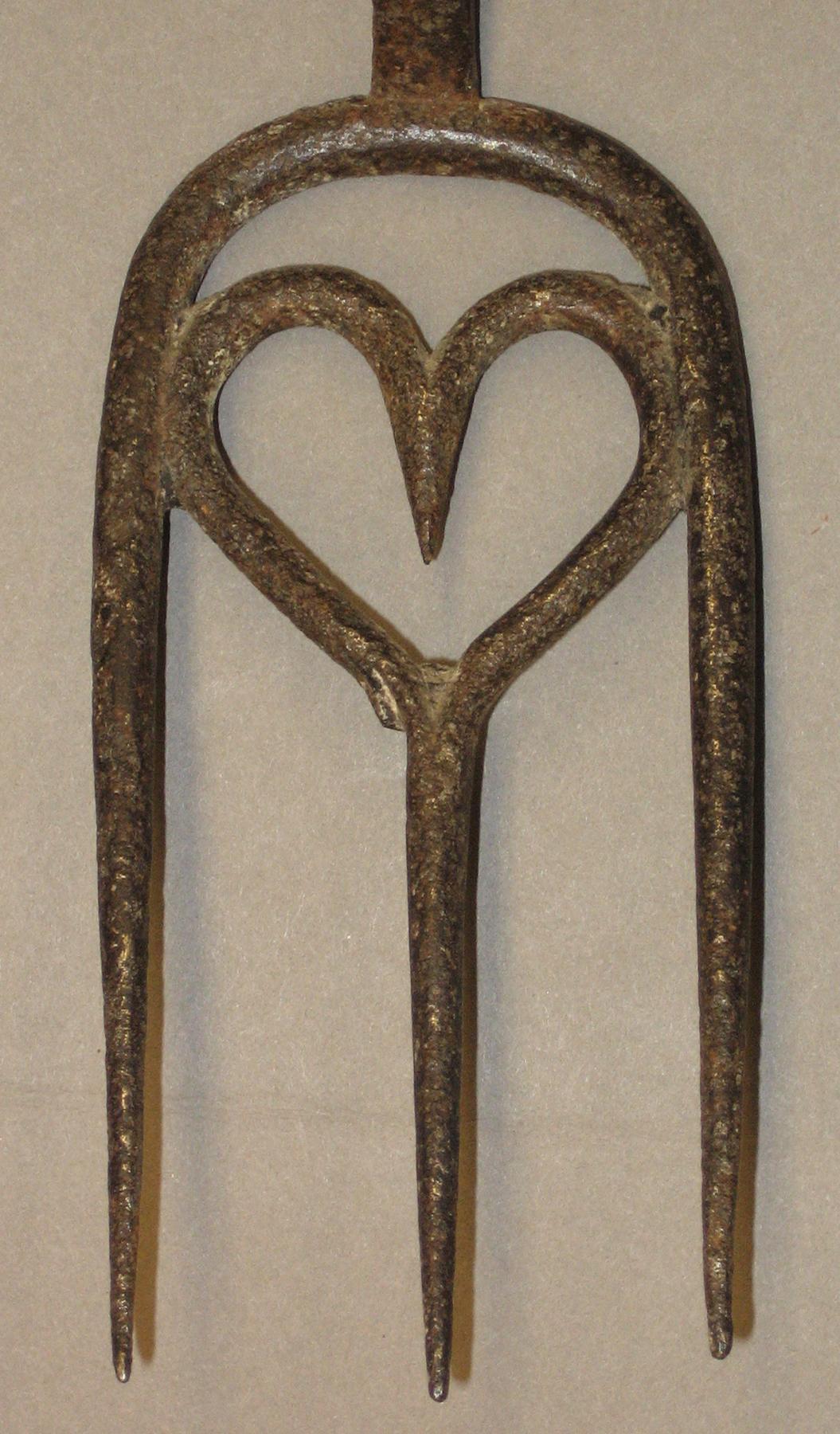 2001.0033.247 Fork (detail)