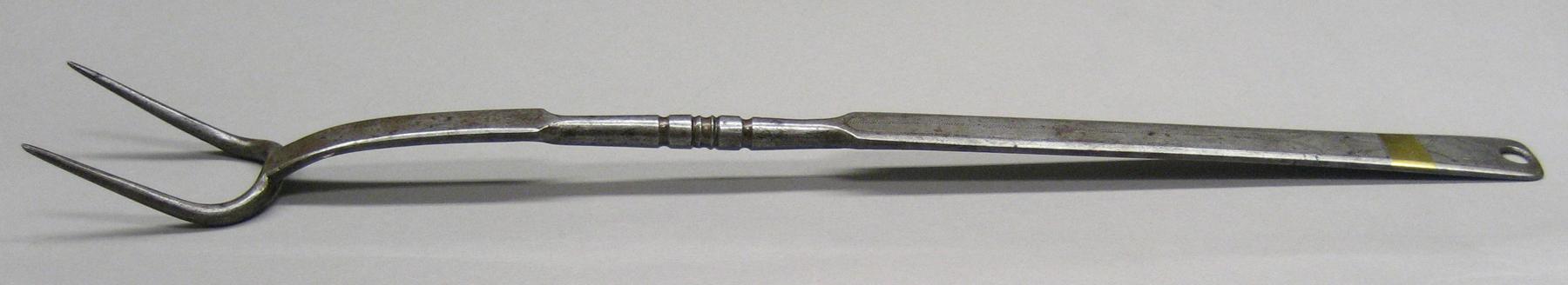 2001.0033.251 Fork