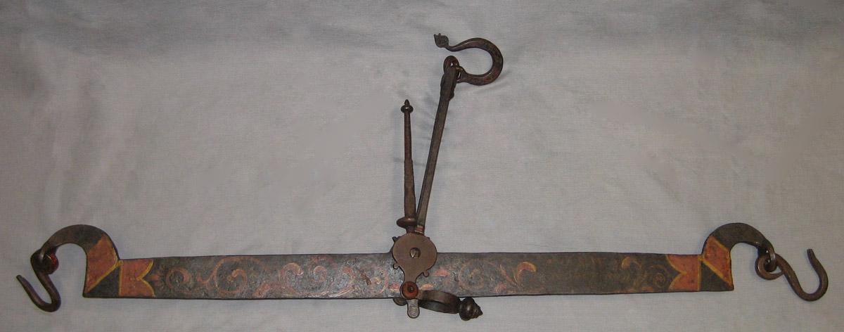 2001.0033.272 Scale