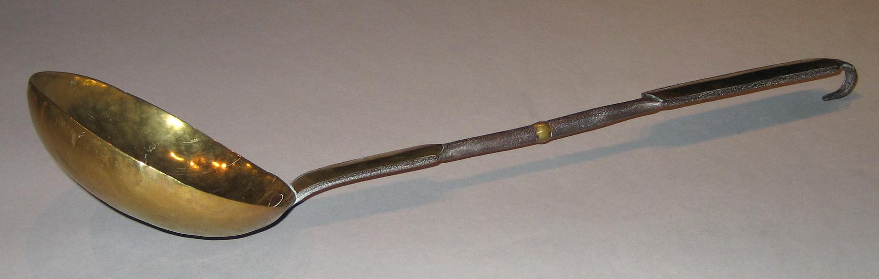 2001.0033.283 Ladle