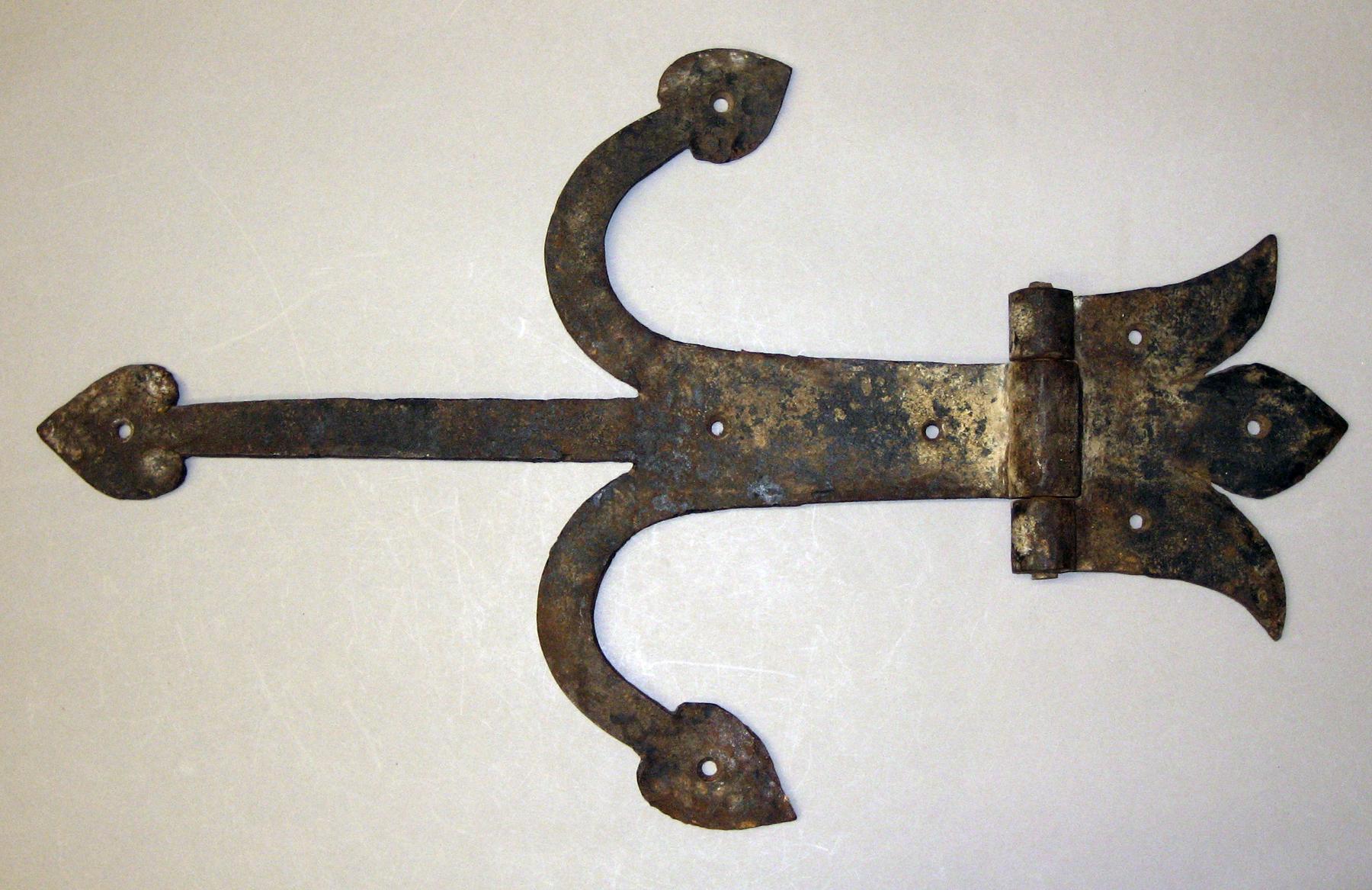 2001.0033.299 Hinge