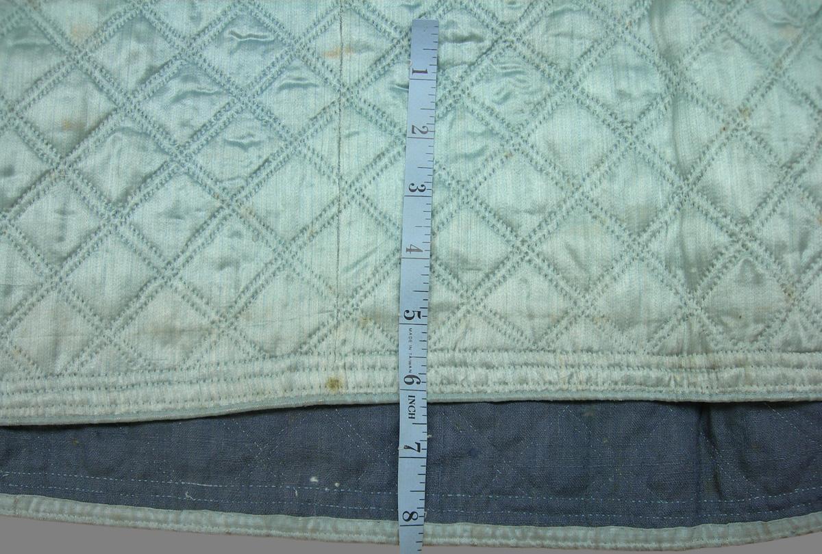 2001.0037.001-2 Petticoat