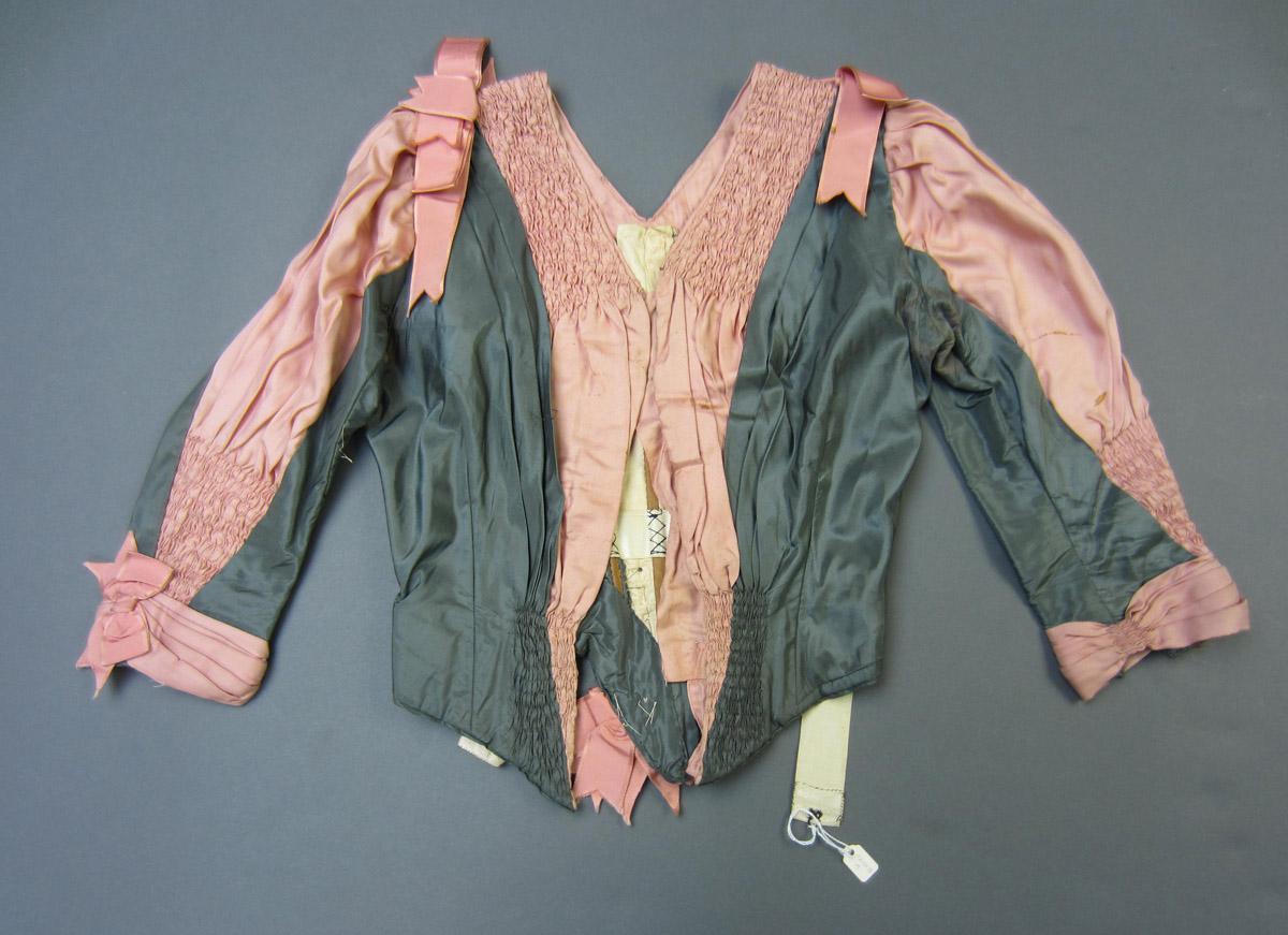 2001.0037.010 A Bodice, View 1