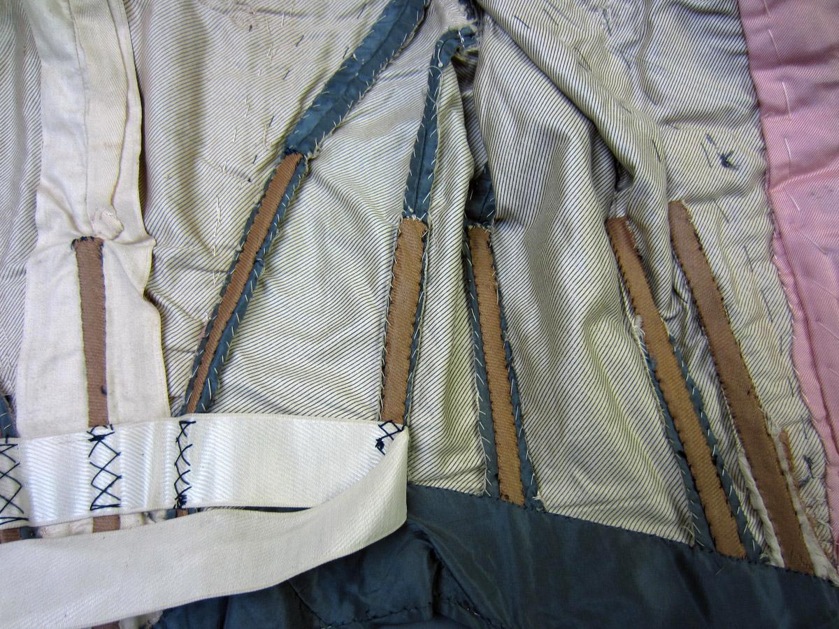 2001.0037.010 A Bodice, Boning