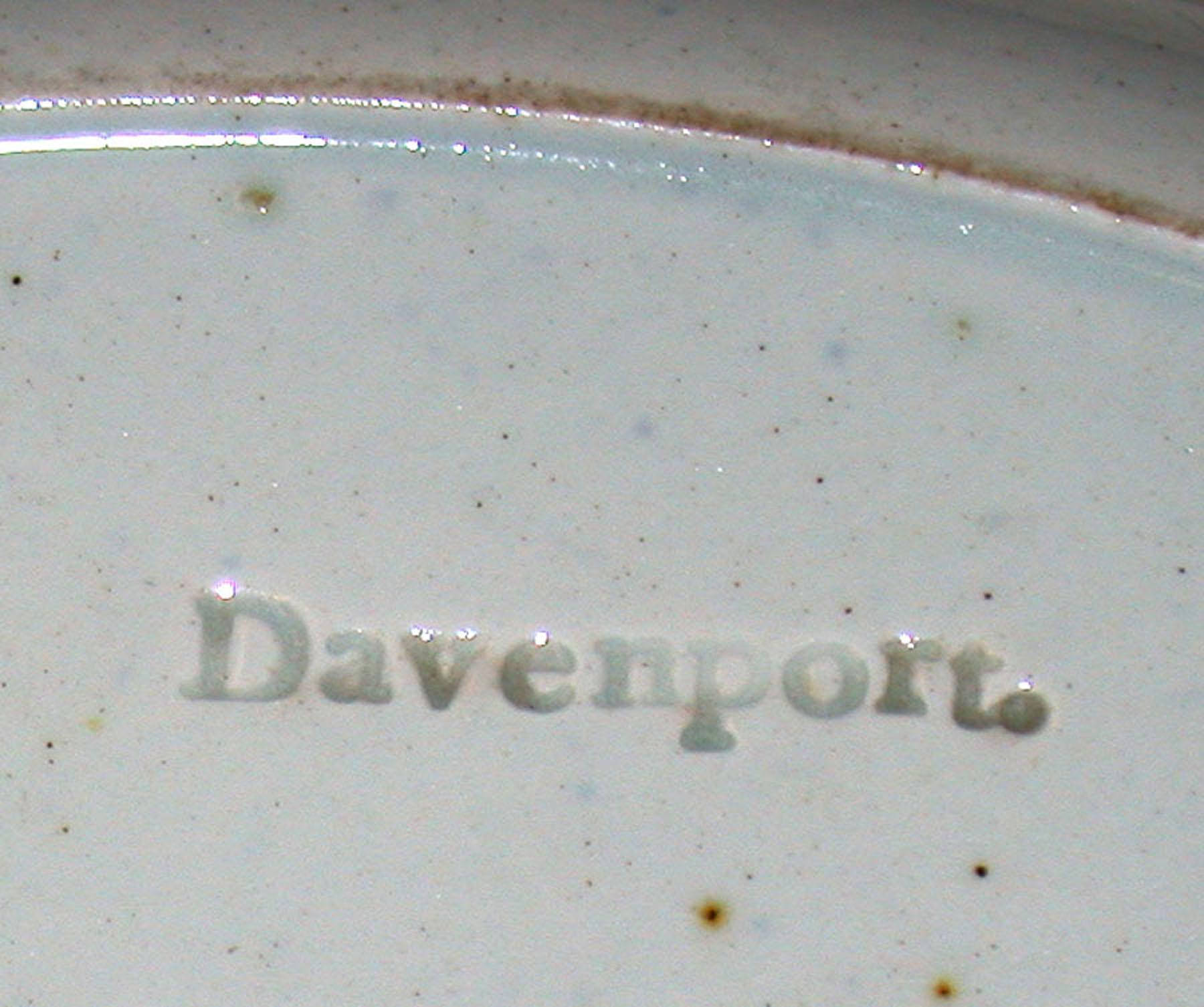 2001.0038.004 Pearlware Davenport plate (mark)