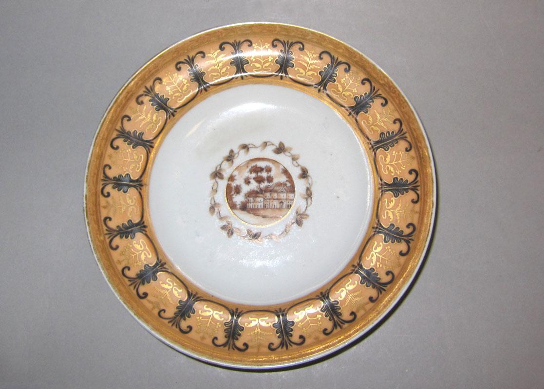 2001.0041.002 Saucer