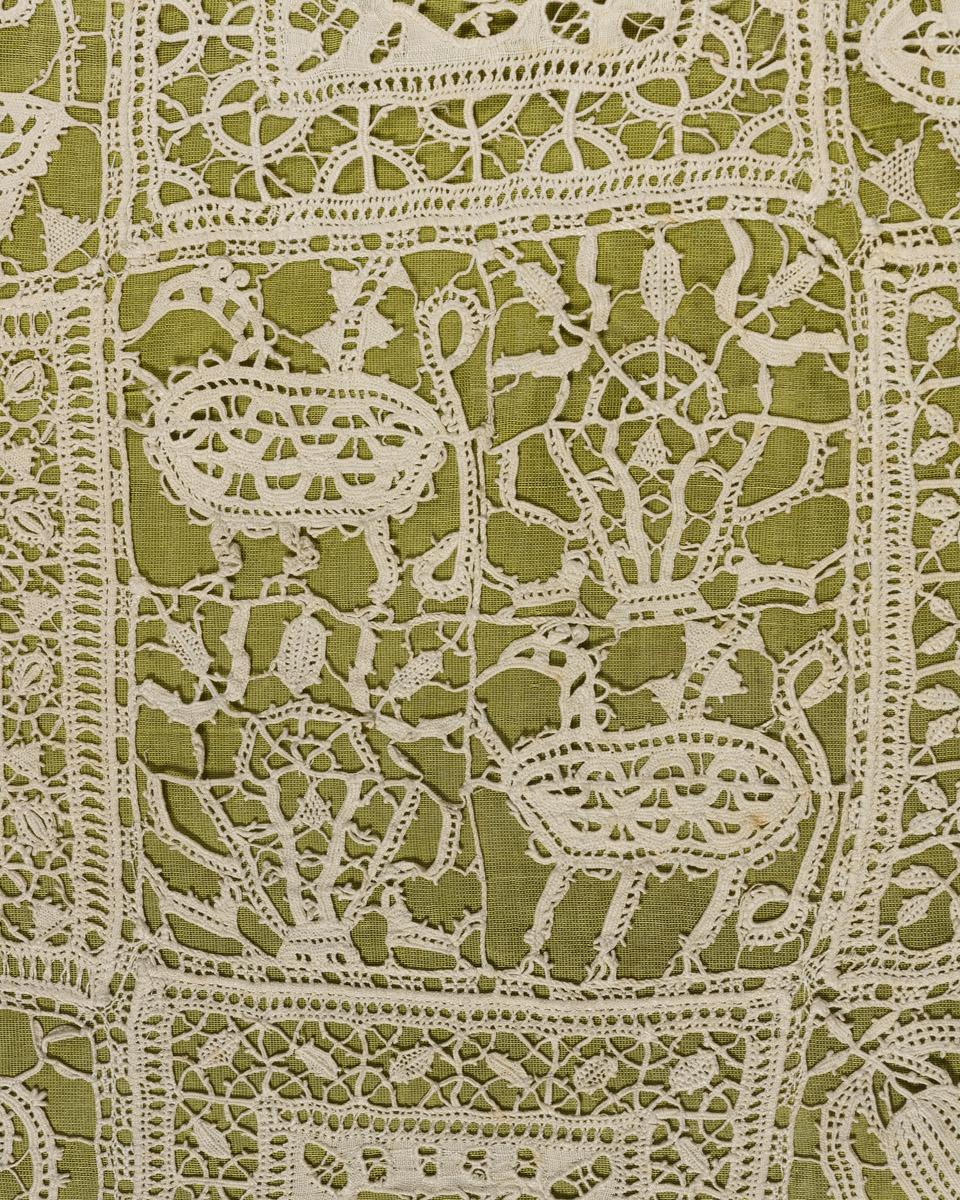 2002.0001.001 Tablecloth, detail 23