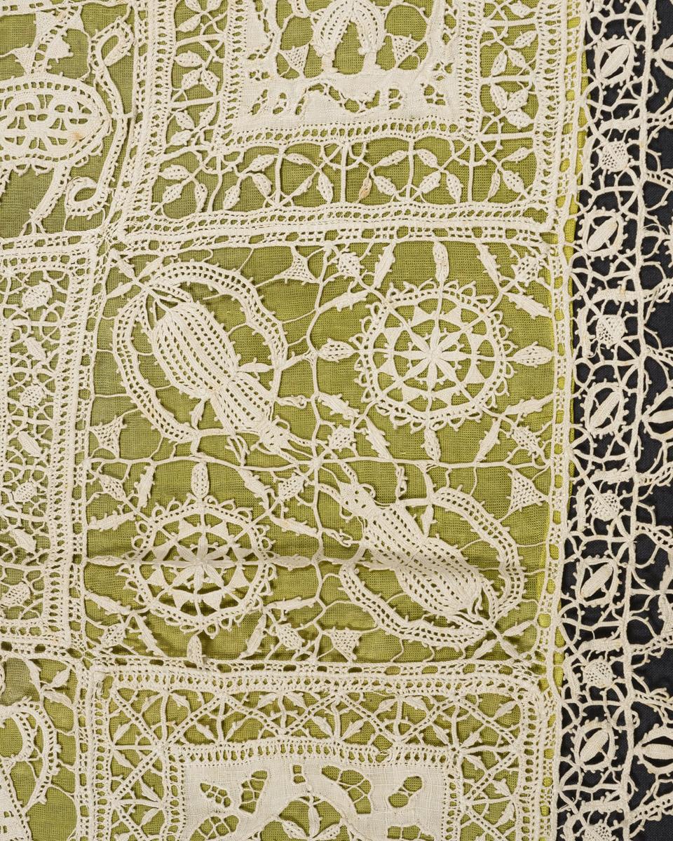 2002.0001.001 Tablecloth, detail 25