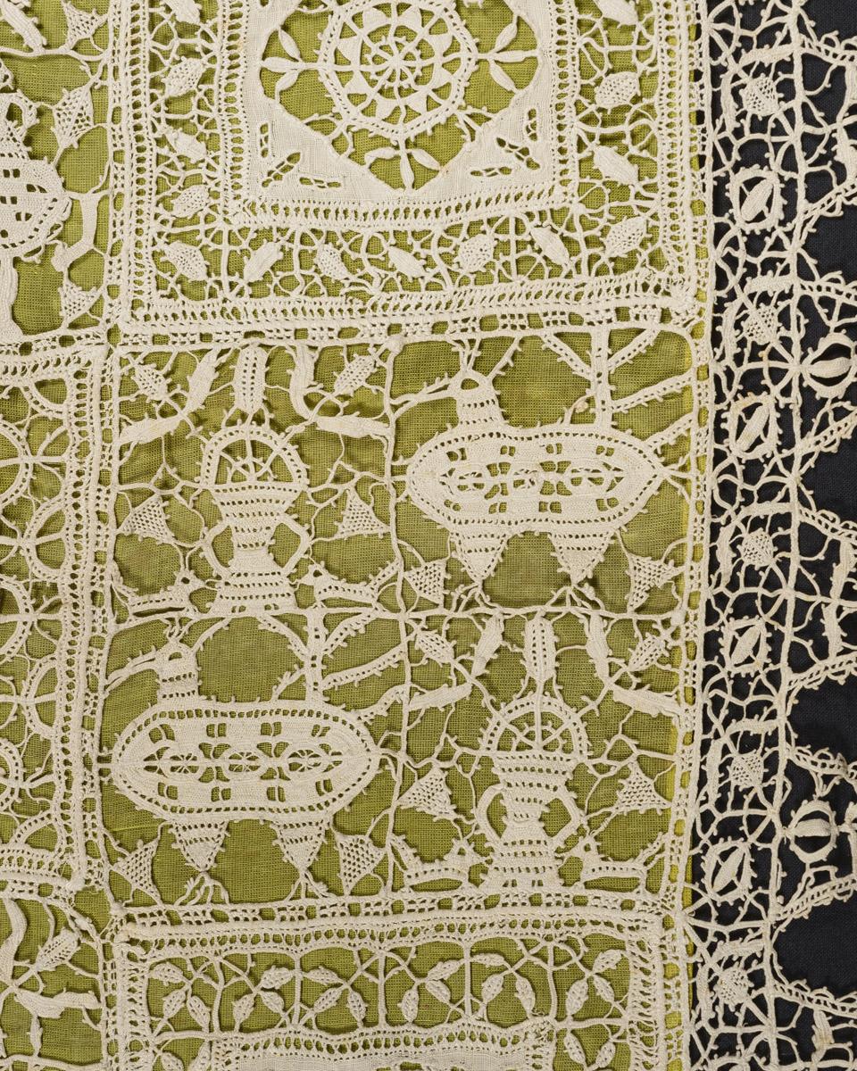 2002.0001.001 Tablecloth, detail 31