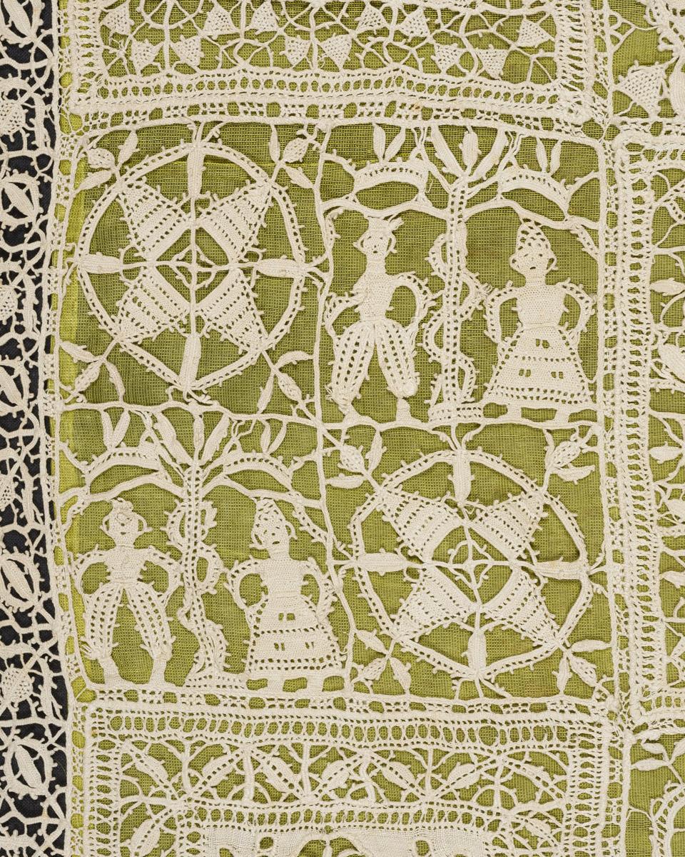 2002.0001.001 Tablecloth, detail 7