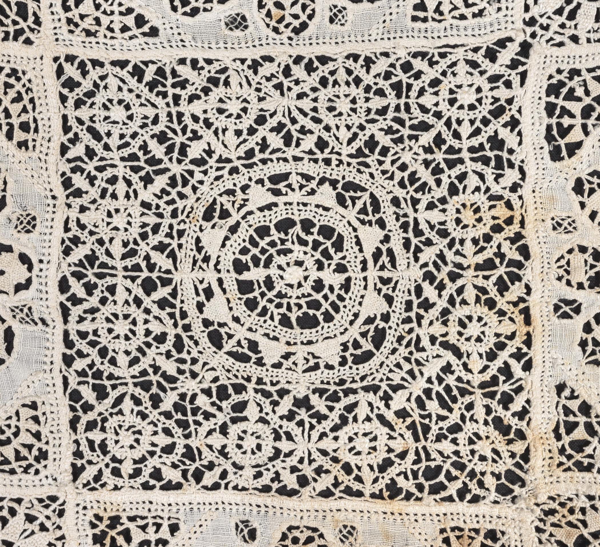 2002.0001.001.002 Bedcover, detail 9