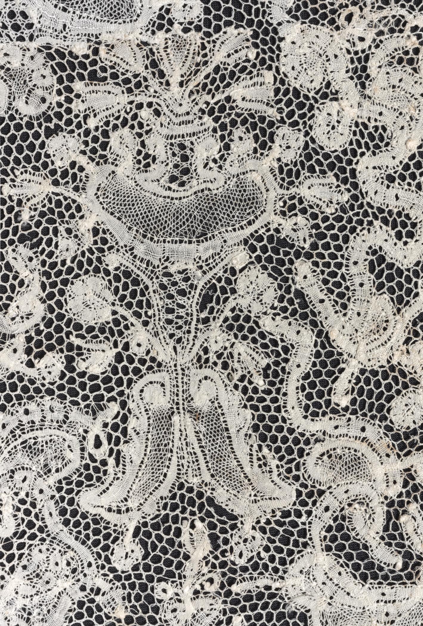 2002.0001.001.003 Shawl, detail 7