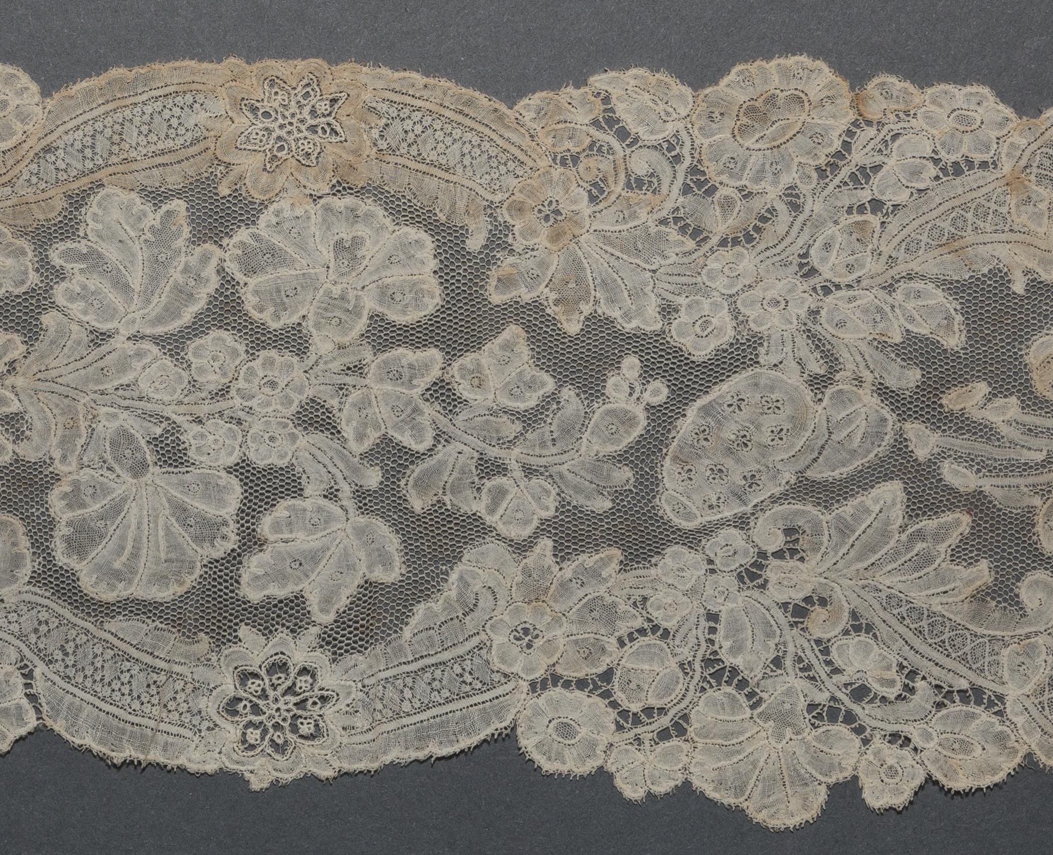 2002.0001.001.007 Lappet, detail 2