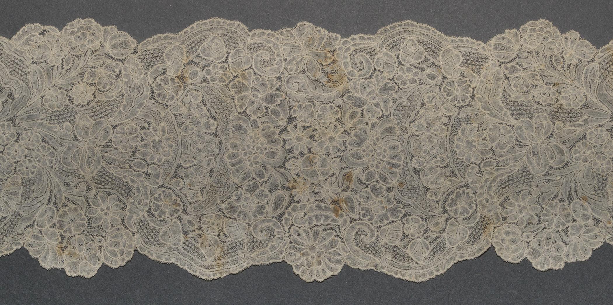 2002.0001.001.008 Lappet, detail 2