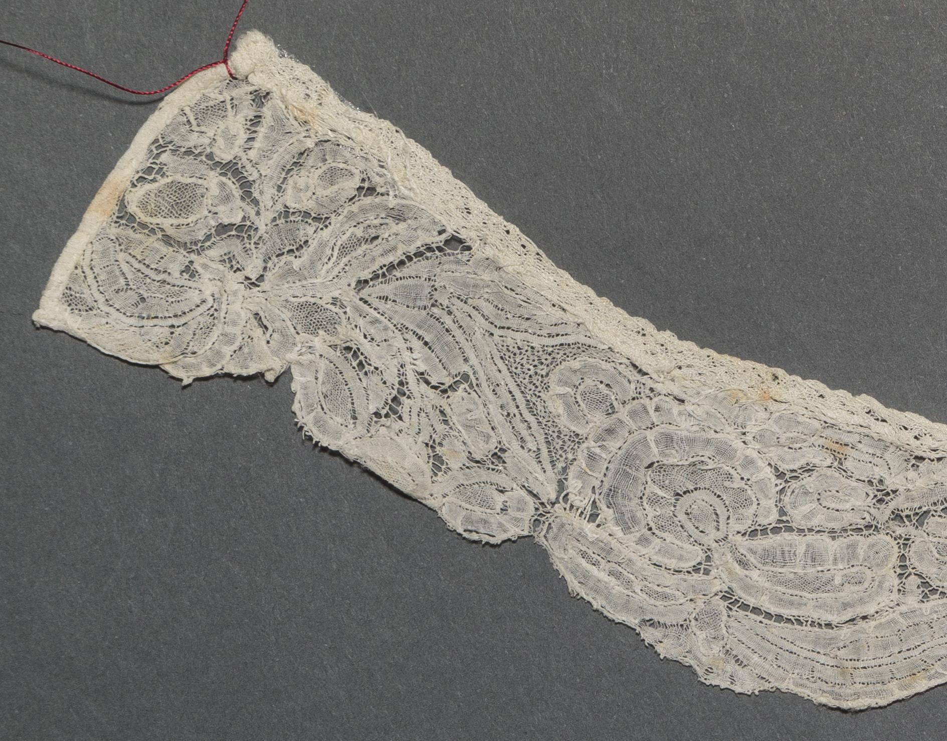 2002.0001.001.010 A Passementerie, detail 1