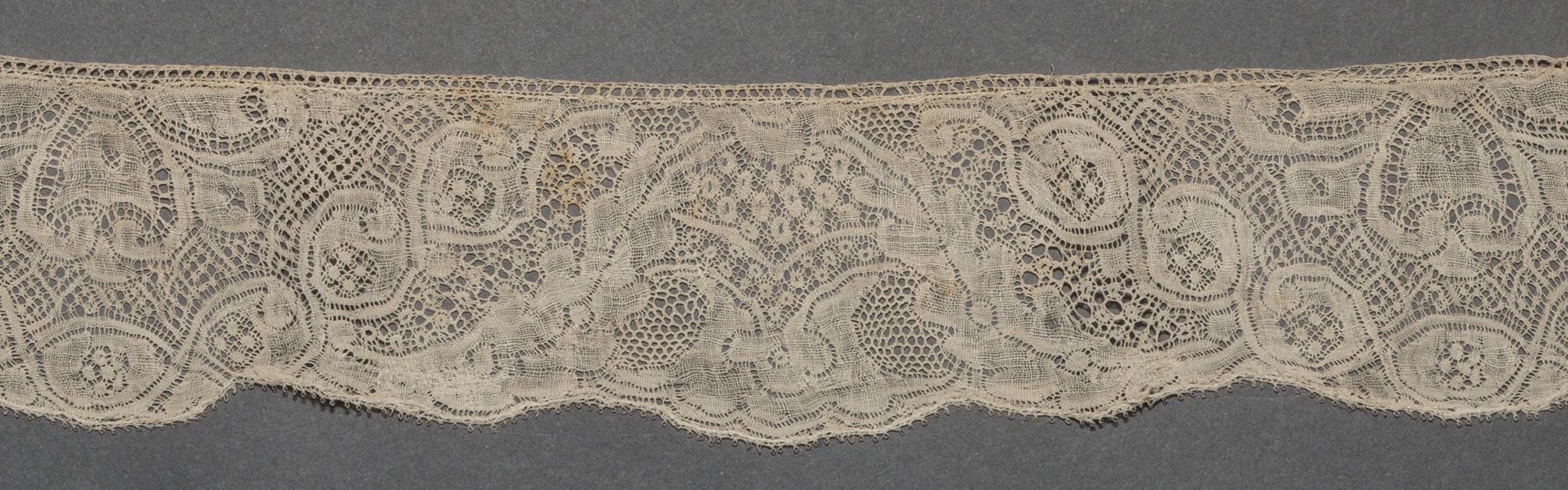 2002.0001.001.013 Passementerie, detail 1