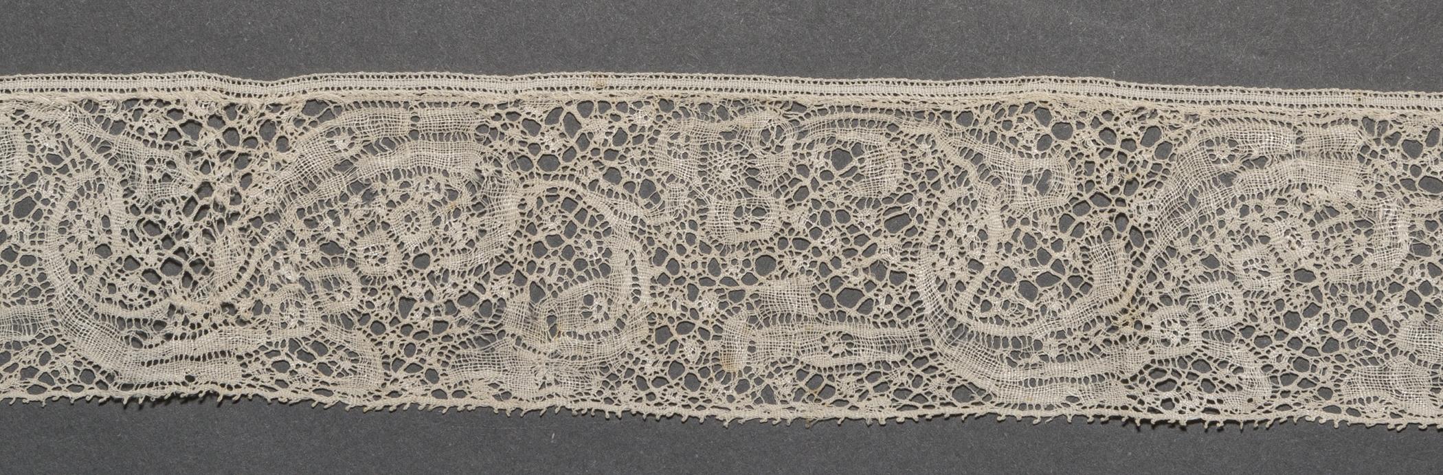 2002.0001.001.014 B Passementerie, detail 4