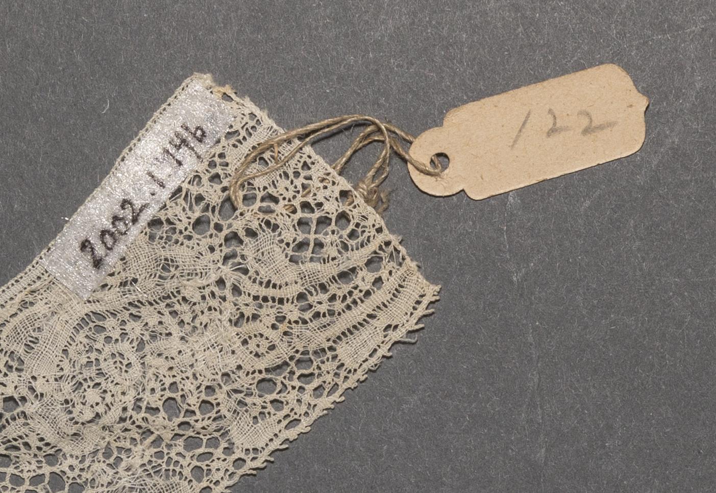 2002.0001.001.014 B Passementerie, detail 2