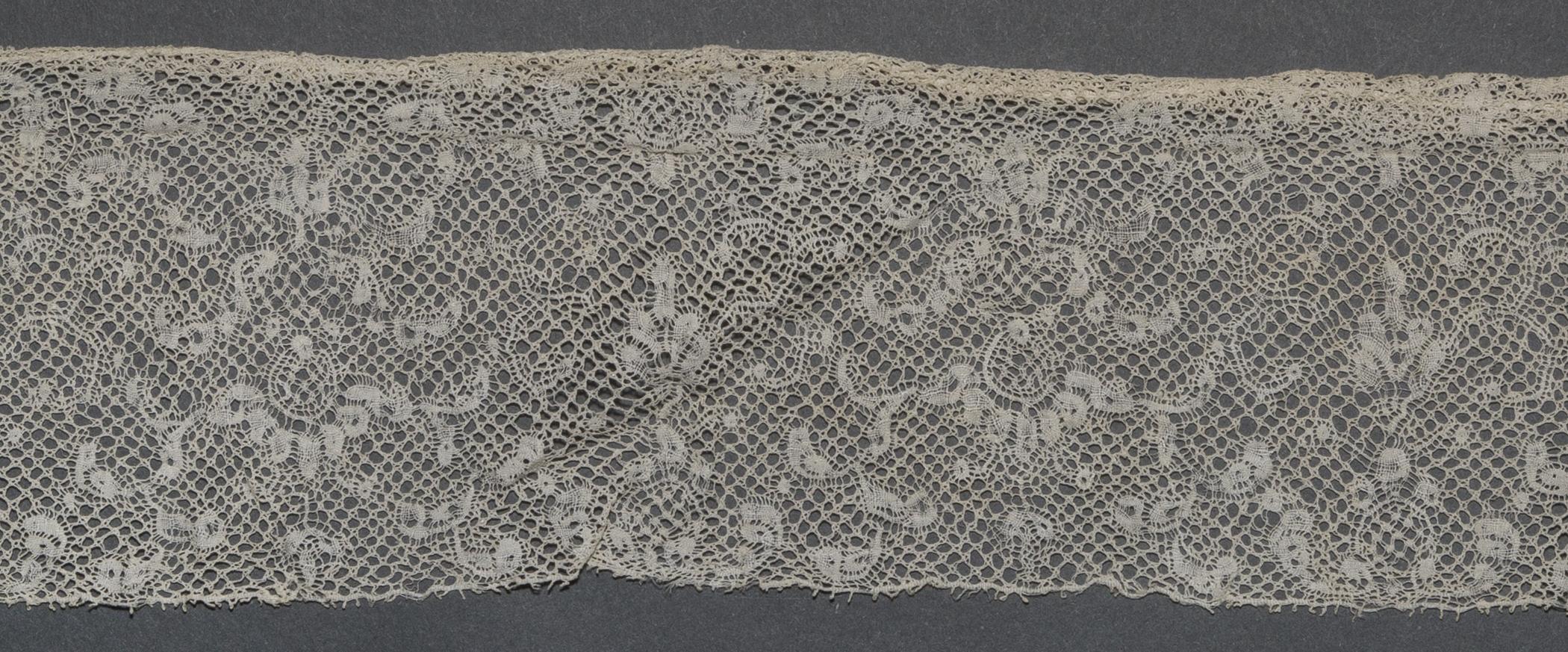 2002.0001.001.017 Passamenterie, detail 1