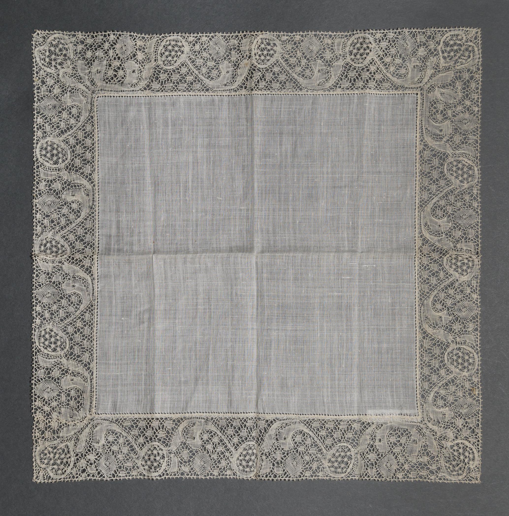 2002.0001.001.020 Handkerchief, overall