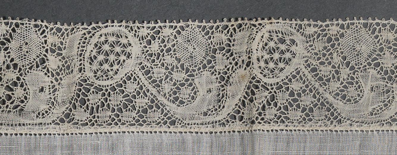 2002.0001.001.020 Handkerchief, detail 3